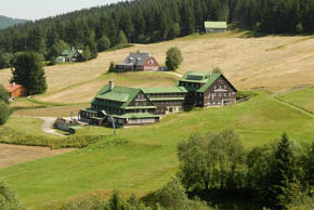  Horský hotel Žižkova bouda  Печ Под Снежкой